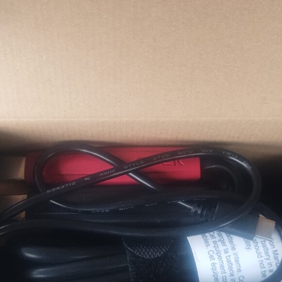 CTEK CS Free 4 in 1 BATTERY CHARGER & MAINTAINER - Picture 7 of 14